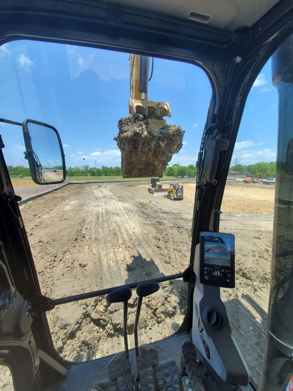 Montgomery County Concrete working on the job
